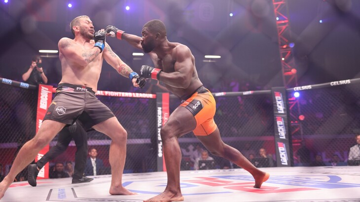 Импа Касанганай (справа)