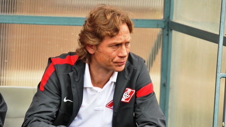 Валерий Карпин