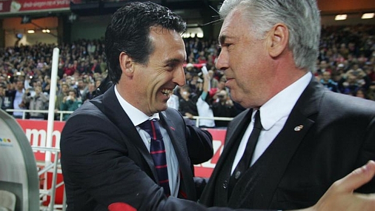 Карло Анчелотти (справа) и Унаи Эмери готовятся к битве