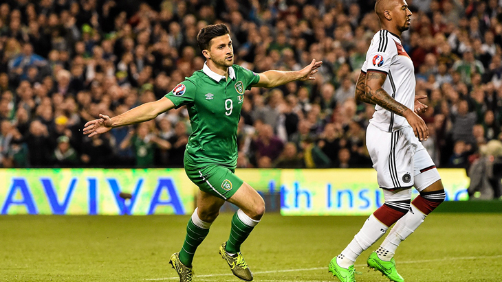 Шейн Лонг забил победный гол в ворота сборной Германии