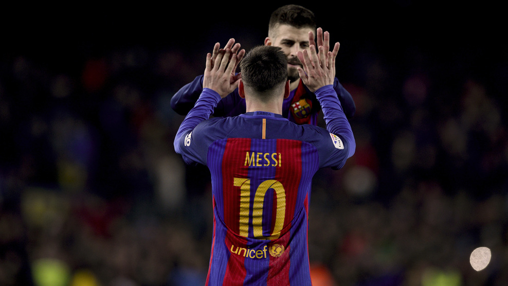 Лионель Месси и Жерар Пике