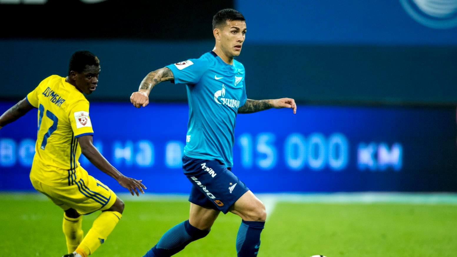 Леандро Паредес