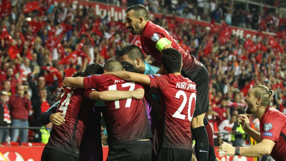 Дженк Тосун принес Турции важнейшую победу над Хорватией