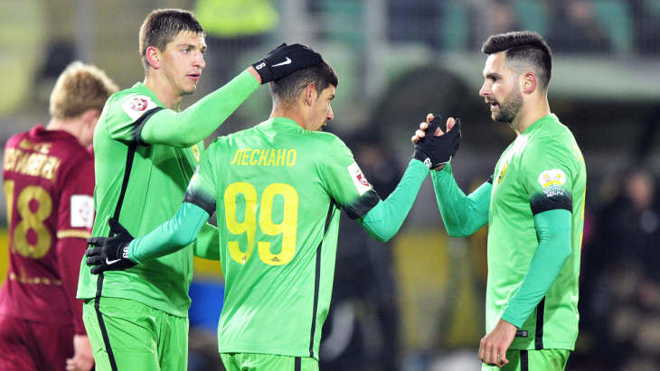 Футболисты «Анжи»