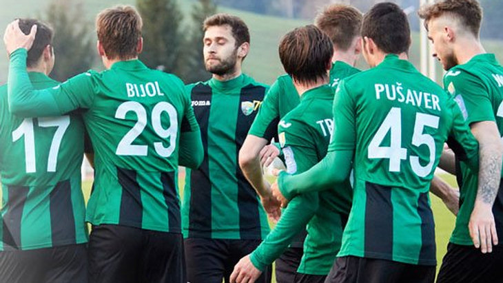 Футболисты «Рудара»