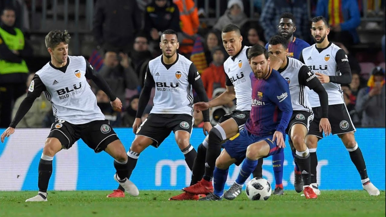 «Барселона» прервала серию без побед посреди недели