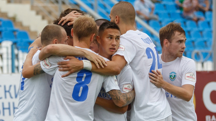 Футболисты «Авангарда»