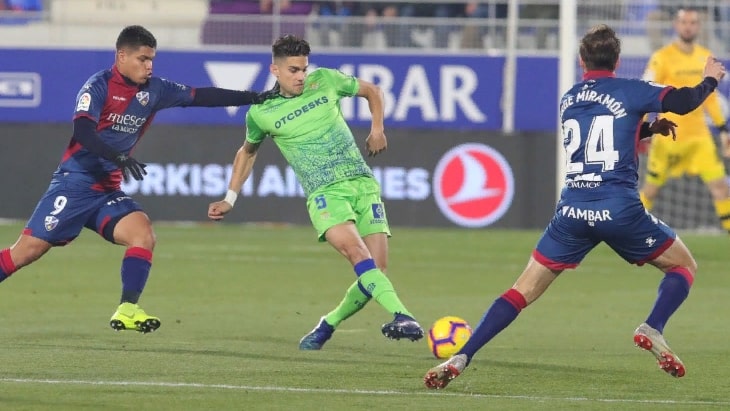 «Бетис» неожиданно уступил «Уэске» в чемпионате Испании