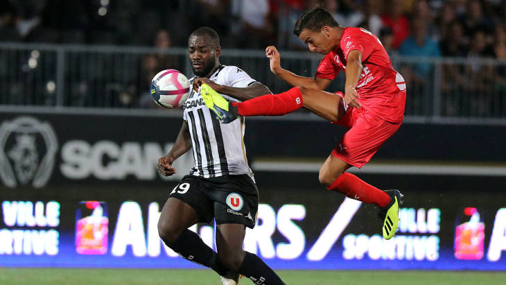 «Анже» — «Ним»