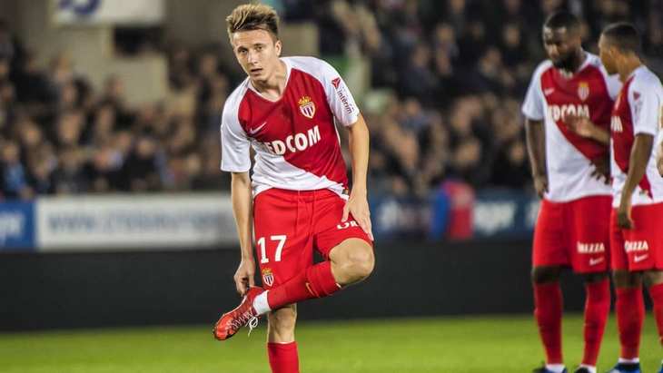 Александр Головин