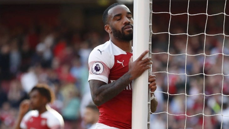 Лакасетт пытается подружиться со штангой