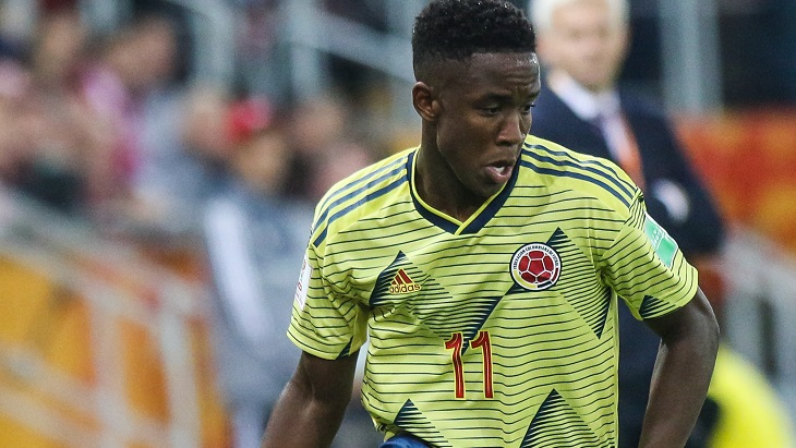 Колумбия занимает третье место после двух туров