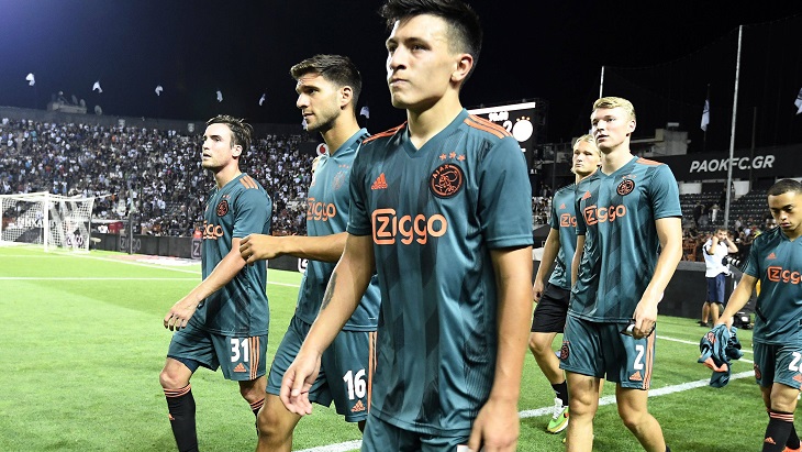 «Аякс» сыграл вничью 2:2 в первом матче на выезде