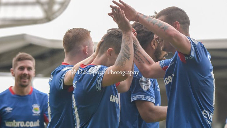 Футболисты «Линфилда»