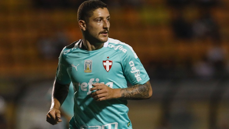 «Палмейрас» идет на втором месте