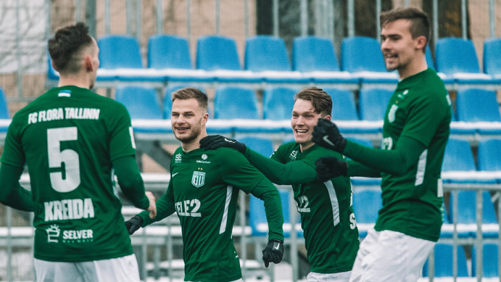 Футболисты «Флоры»