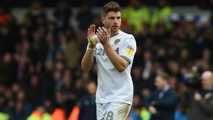 «Лидс» на один балл опережает преследователей