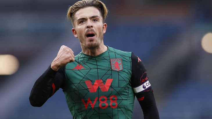 «Астон Вилла» на четыре очка отстает от безопасной строчки