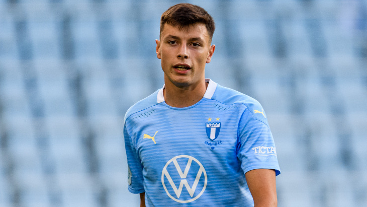 Анел Ахмедходжич