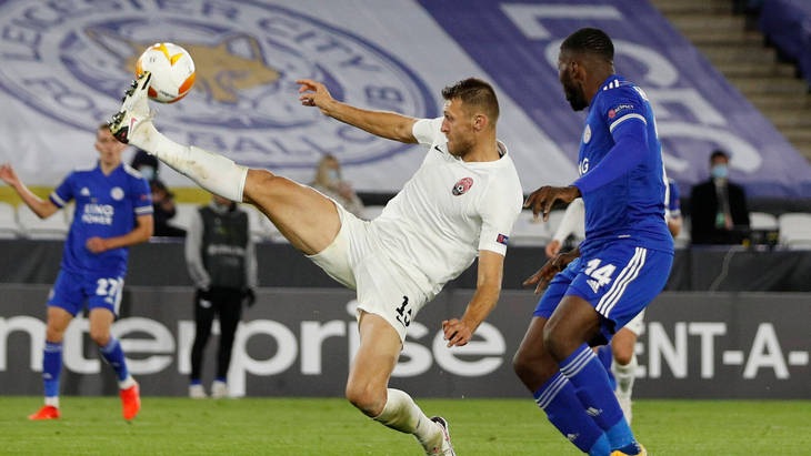 «Заря» в первом туре с треском проиграла «Лестеру»