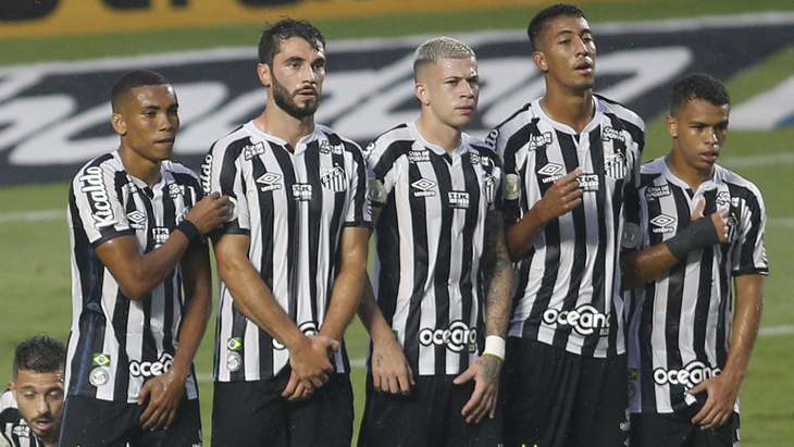 Футболисты «Сантоса»