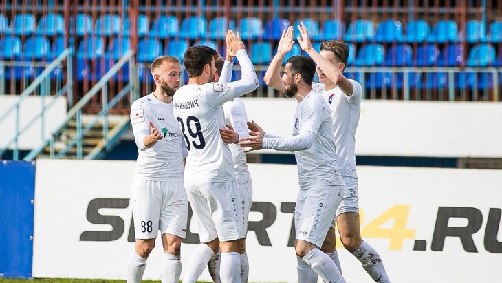 Игроки «Факела»