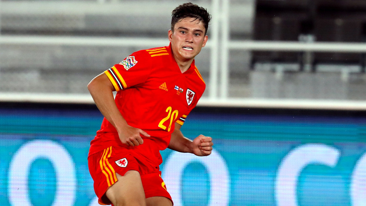 Дэниел Джеймс