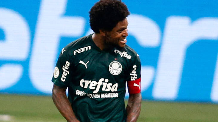 Луис Адриано