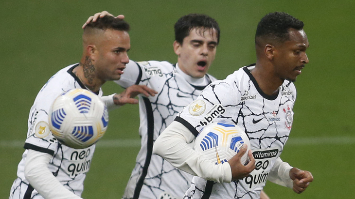 Футболисты «Коринтианс»