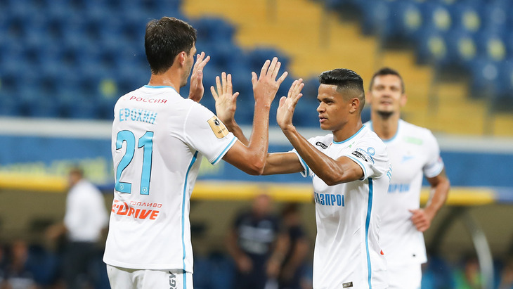 «Зенит» в первых двух турах забил семь мячей