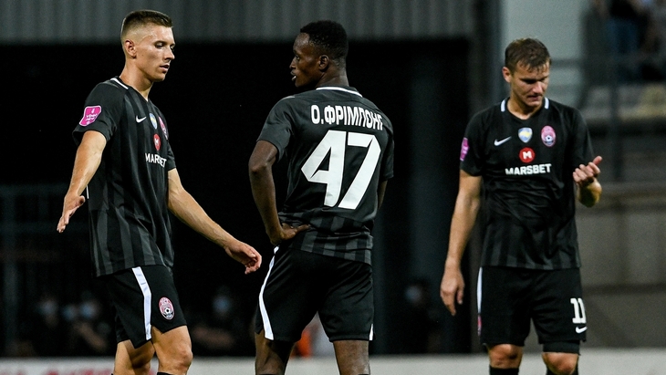 Футболисты «Зари»