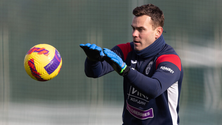 Игорь Акинфеев