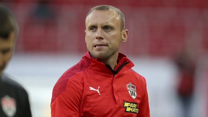 Денис Глушаков