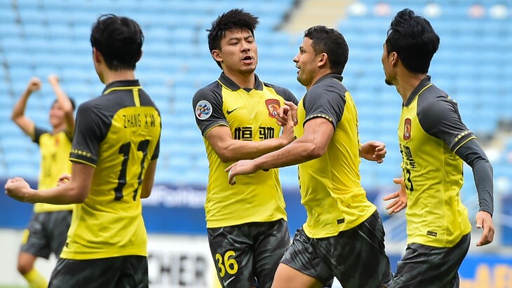 Футболисты «Гуанчжоу»