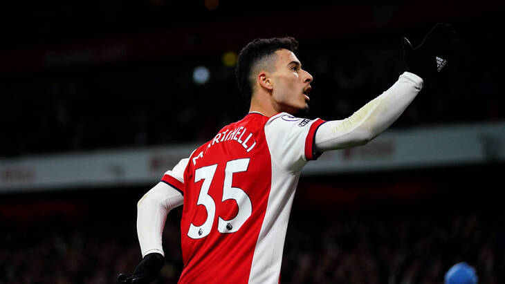 «Арсенал» потерпел пять поражений в восьми гостевых матчах АПЛ