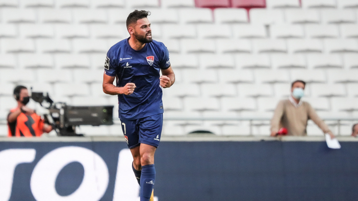 В семи гостевых матчах «Жил Висенте» потерпел только одно поражение