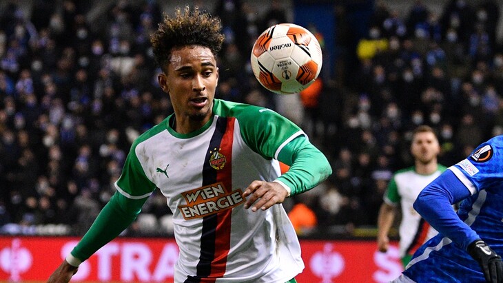 Эмануэль Айву