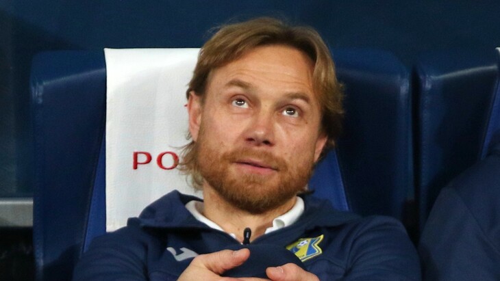 Валерий Карпин