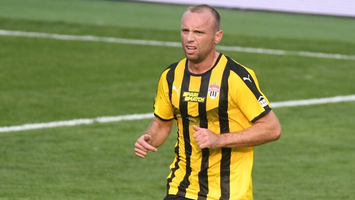 Денис Глушаков