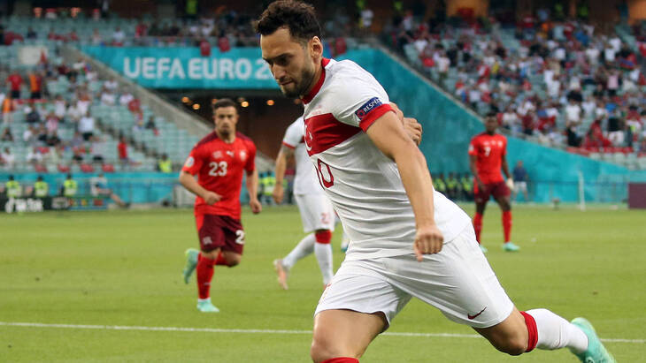 Хакан Чалханоглу