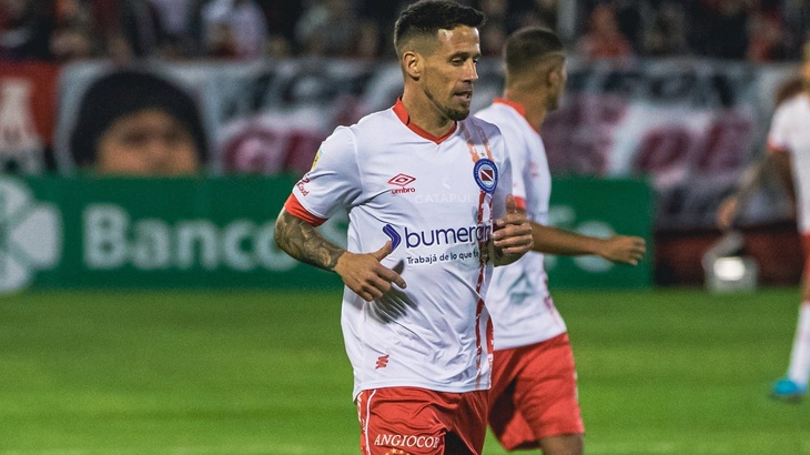 «Аргентинос Хуниорс» идет на 15 месте