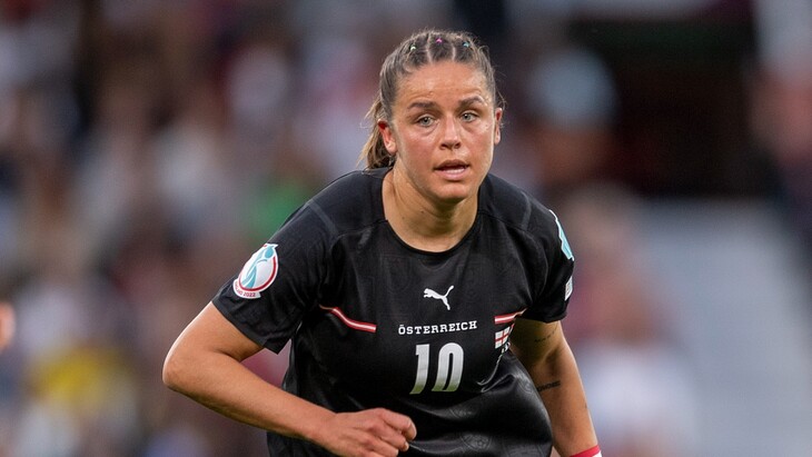 Лаура Файерзингер