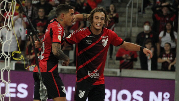 «Атлетико Паранаэнсе»