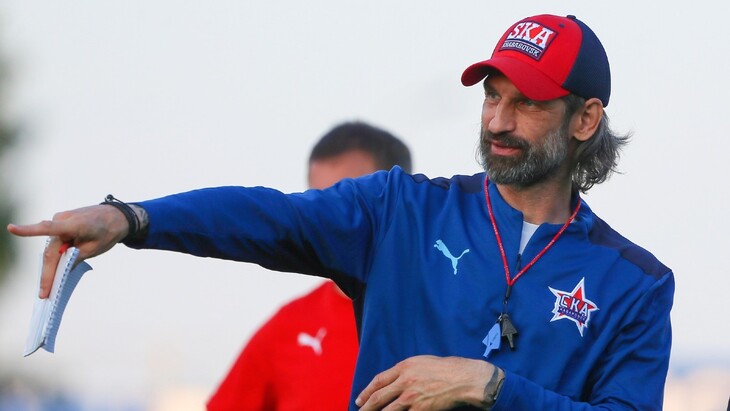 Роман Шаронов