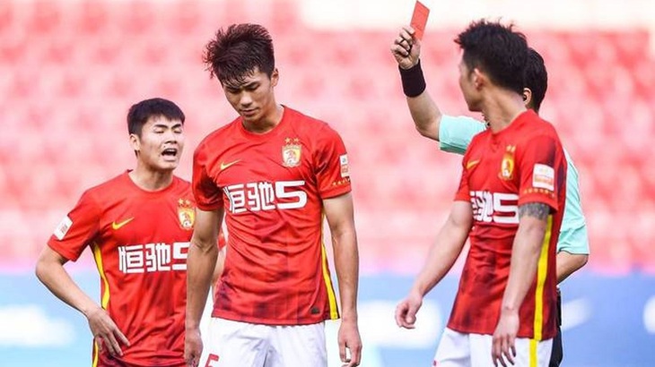 «Ухань Цзалл» проиграл три последних матча