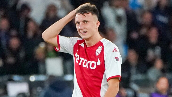 Александр Головин