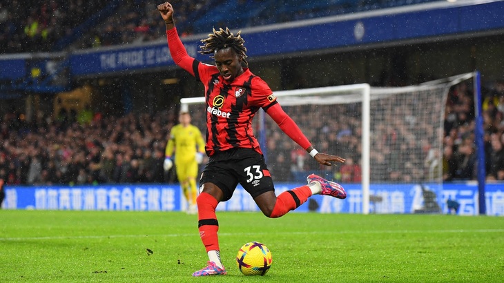 «Борнмут» опережает зону вылета на один балл