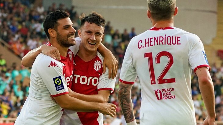 Александр Головин