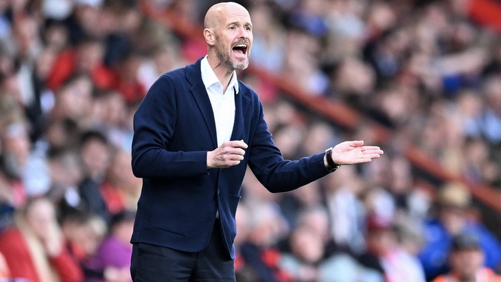 Команда тен Хага может стать третьей