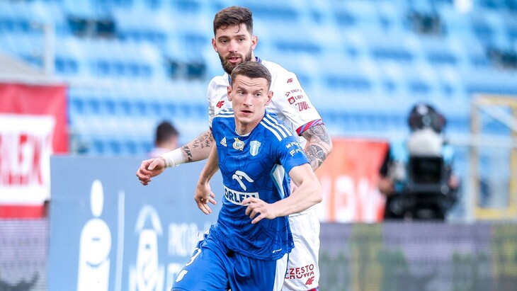 Фрагмент матча чемпионата Польши «Висла» — «Ракув»